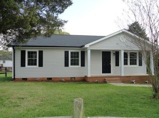 613 W 13th St, Newton, NC 28658