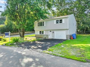 109 Courtland Ave, Waterbury, CT 06705