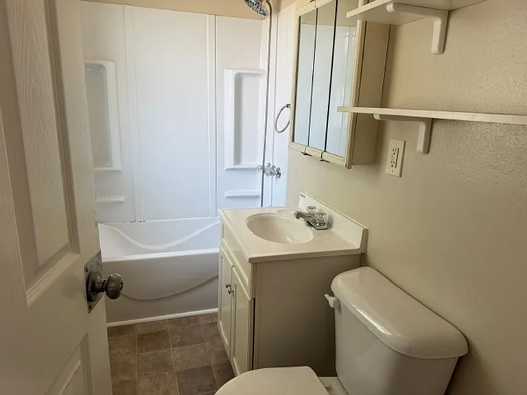 8820 W Rogers St — Photo 4
