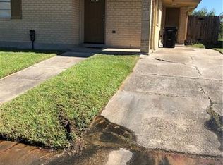 4841 Viola St, New Orleans, LA 70126
