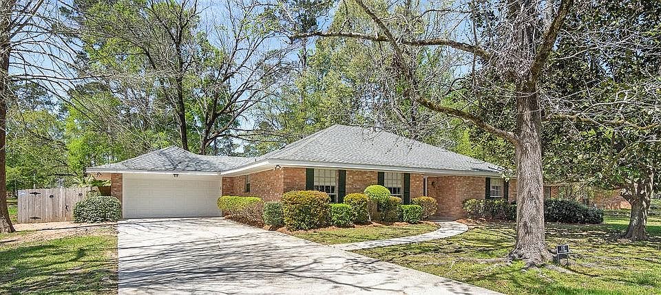 1st image of 105 Laurelwood Dr
