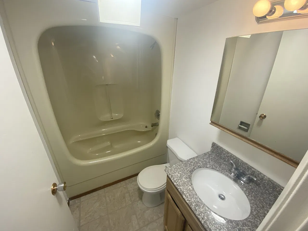 1 bed, $1,295 — Photo 4