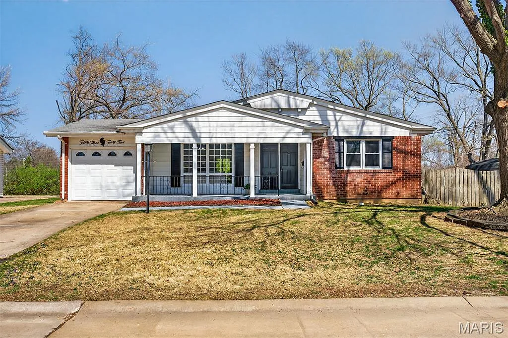 3345 Steed Dr photo 1