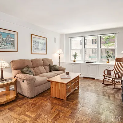 Sold by Bellmarc Realty | media 1