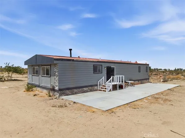 13475 Ailanthus Rd, Phelan, CA 92371