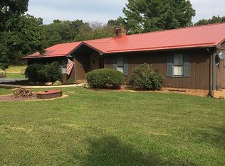 3024 Weatherford Dr, Gretna, VA 24557