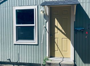 710 S 40th St #A, Tacoma, WA 98418