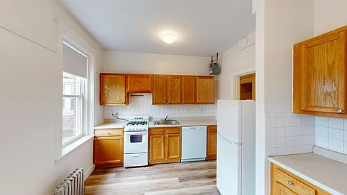 70 Chiswick Rd #1 Photo 1