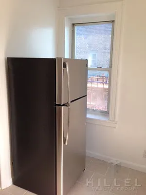 Rented by Hillel Realty Group | media 4