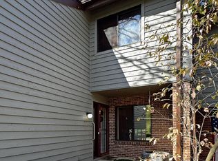 2935 Old Mill Dr, Racine, WI 53405