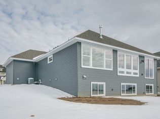 544 Jade Trl N, Lake Elmo, MN 55042