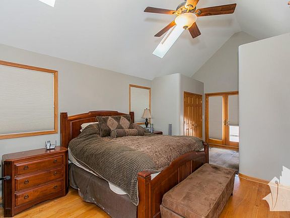 5th image of 2917 N Damen Ave #3