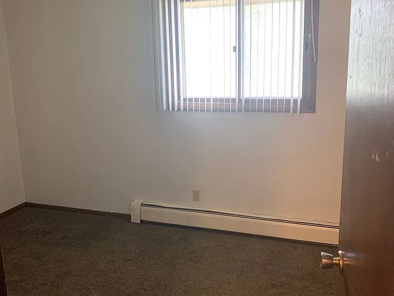 153225 Shoreland Ln — Photo 10