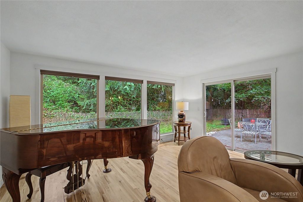4642 Claridge Drive SE, Olympia, WA - More