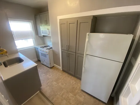 5918 Genoa St #8, Emeryville, CA 94608