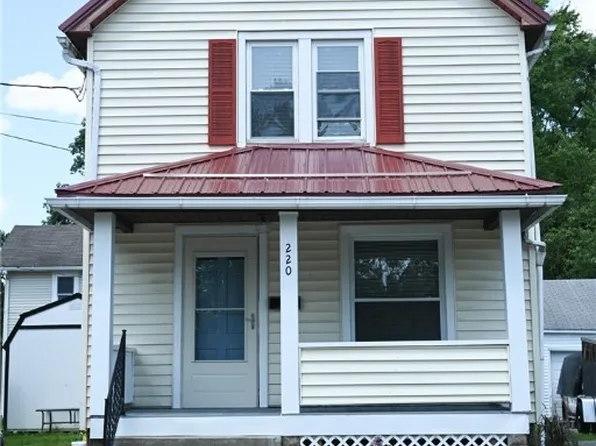 220 Neil St, Niles, OH 44446