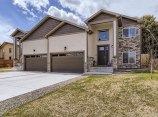 825 Van Gordon St, Golden, CO 80401