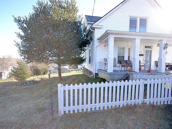 223 Cliff Street Pulaski VA 