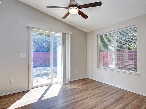 5th image of 625 NW 18th St