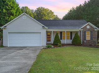 2130 Drive Inn Rd, Lincolnton, NC 28092