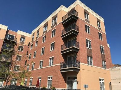 300 Village Cir Unit 202, Willow Springs, IL, 60480