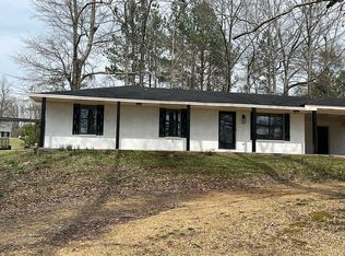 1256 Lee Stokes Rd, Columbus, MS 39702