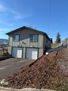 2138 Angle St, Klamath Falls, OR, 97601