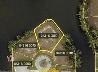 1823 NW 39th Ave, Cape Coral, FL 33993