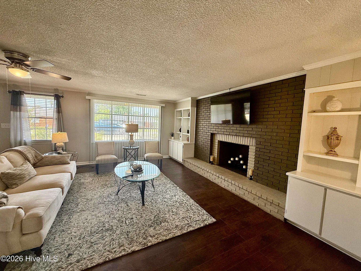 3 bed, 2.0 bath, 1582 sqft, $1,580 — Photo 4