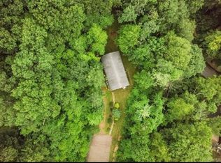 64 Darley Dr, Hamden, CT 06518