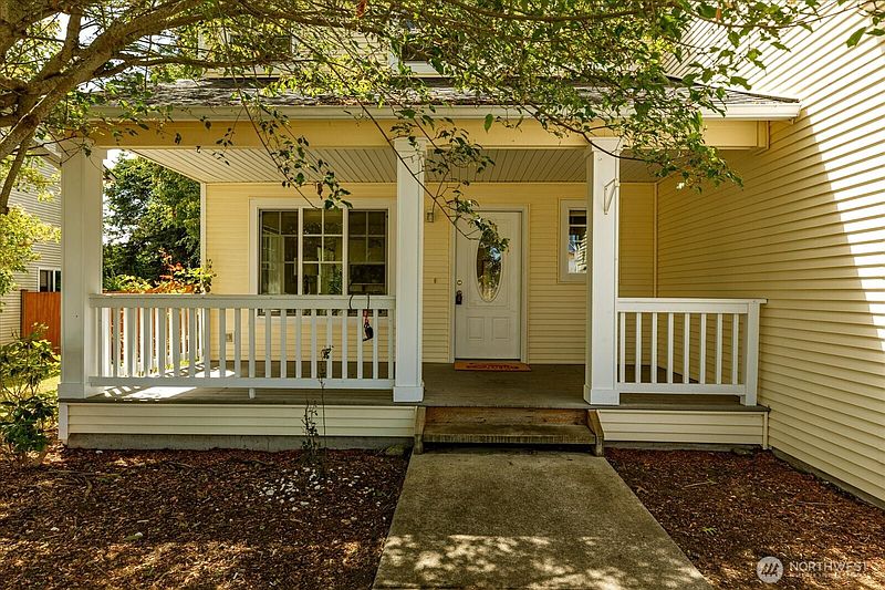 3rd image of 685 SW 1st Avenue