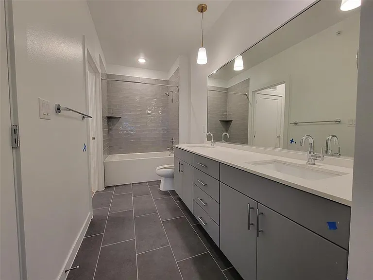 4801 Springdale Rd #2211 — Photo 13