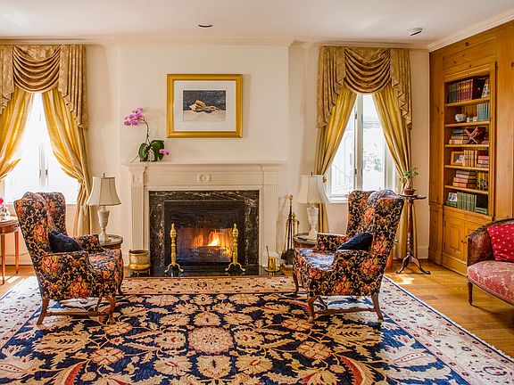 Classic Living Room