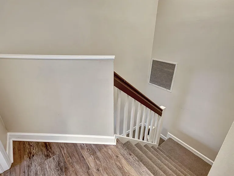 13792 Yarmouth Dr — Photo 5