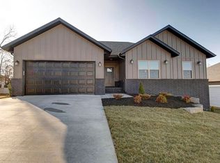 1216 W Jovie St, Ozark, MO 65721