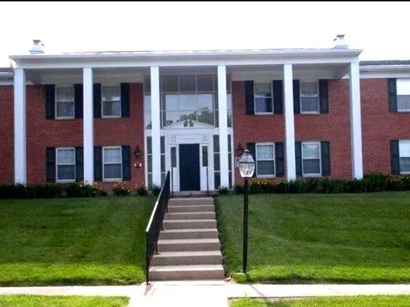 196 Lyons Dr, Dayton, OH 45459