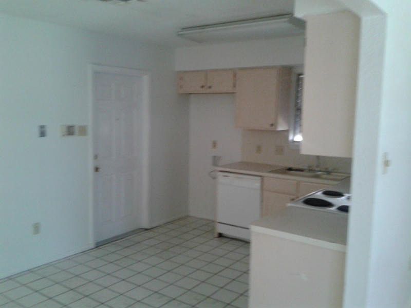2nd image of 5610 Pamona St