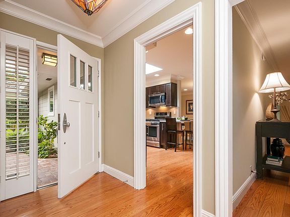 4th image of 350 Claremont Way