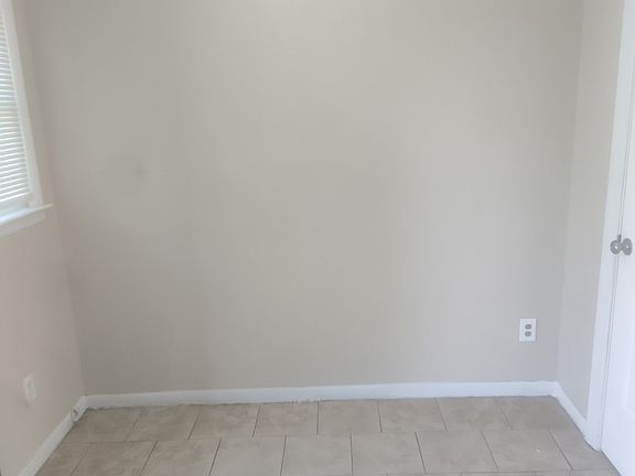 5th image of 1315 County Home Rd #2
