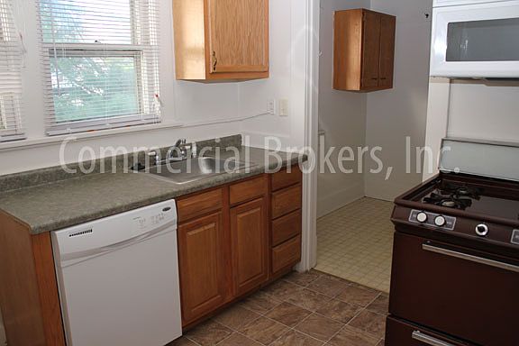 2nd image of 217 W Lutz Ave APT 4