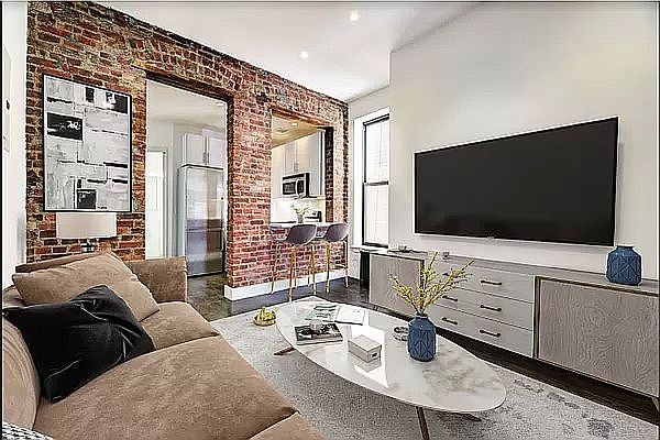 1st image of 305 Broome St #12