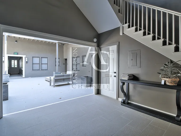 14 W Main St — Photo 10