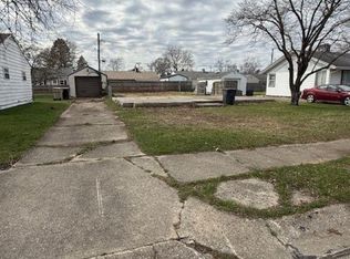 3621 Whitcomb Ave, South Bend, IN 46614