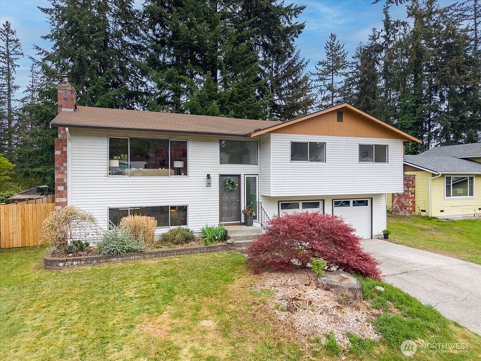 1st image of 18015 56th Avenue W
