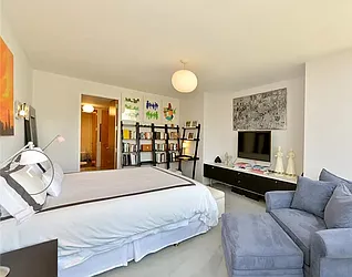 Rented by Domus Realty