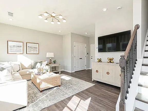 2nd image of 2704 Whistler Way NE