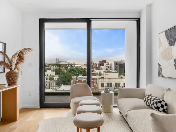 14-35 Broadway #4A, Astoria, NY 11106