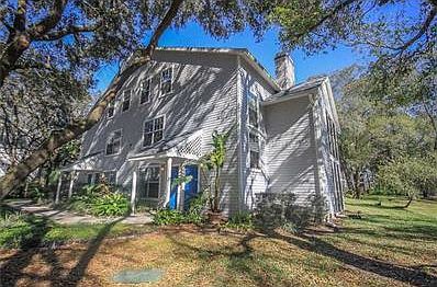 1st image of 3156 Valley Oaks Dr