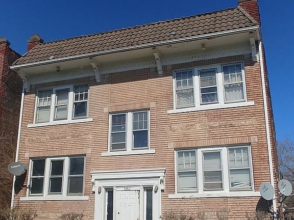 2nd image of 3367 E 140th St APT 1