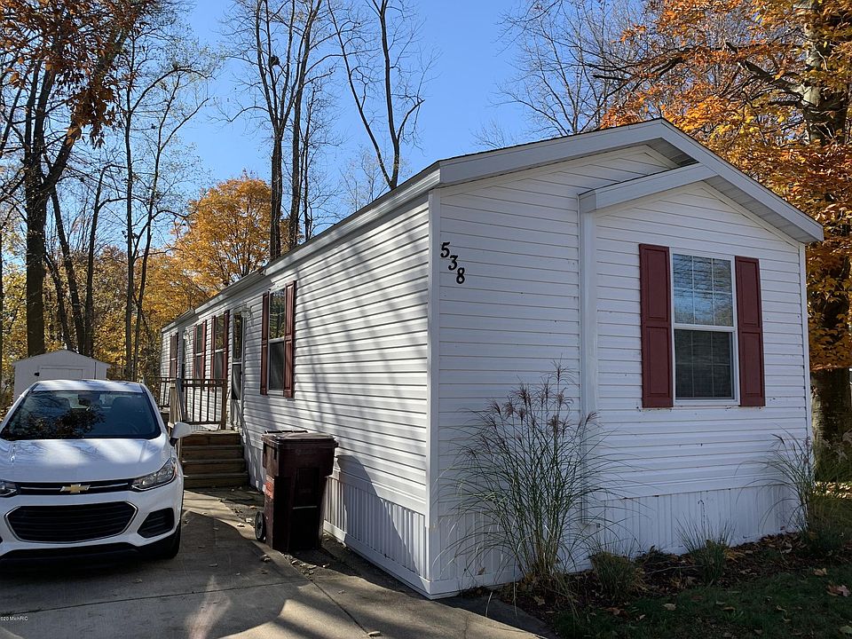 1st image of 538 Sandy St SE #41